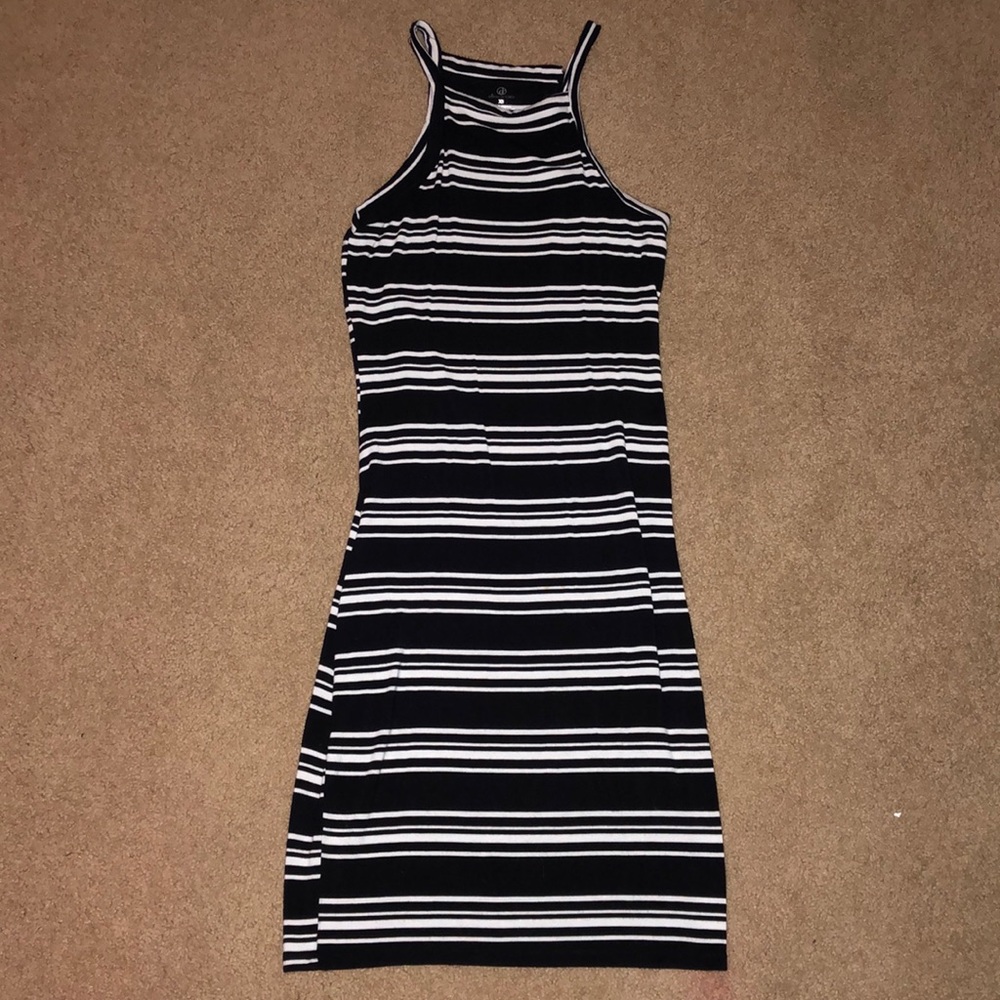Slim fit dress